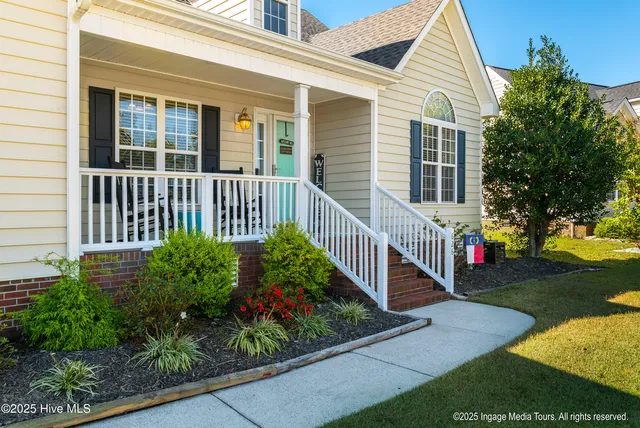 $260,000 | 626 Edenbrook Drive, Winterville, NC 28590