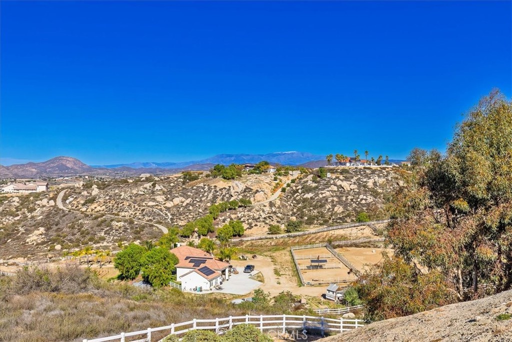 39110 Loren Way Temecula, CA 92592 - Photo 35 of 42 a view of a city