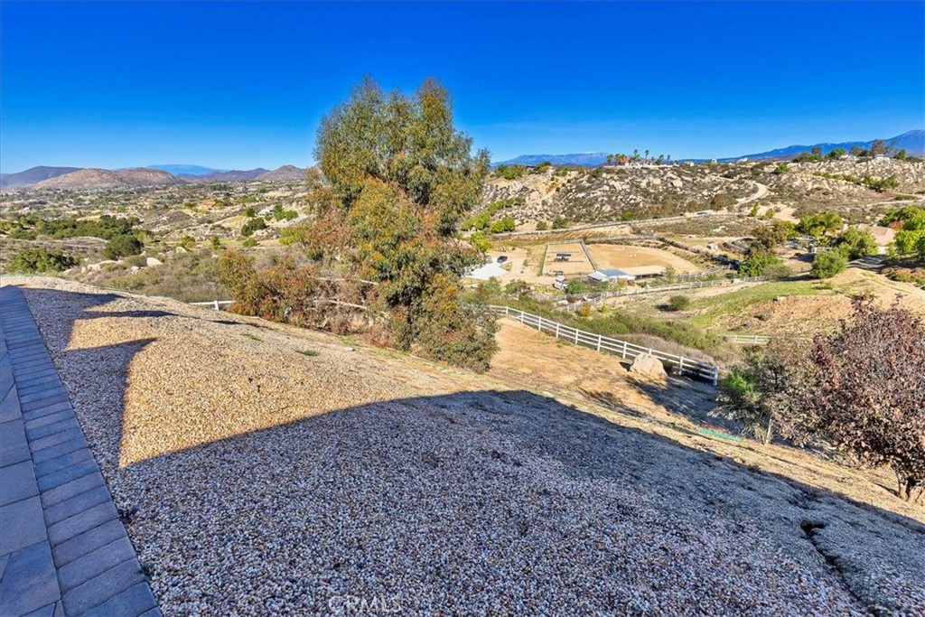 39110 Loren Way Temecula, CA 92592 - Photo 37 of 42