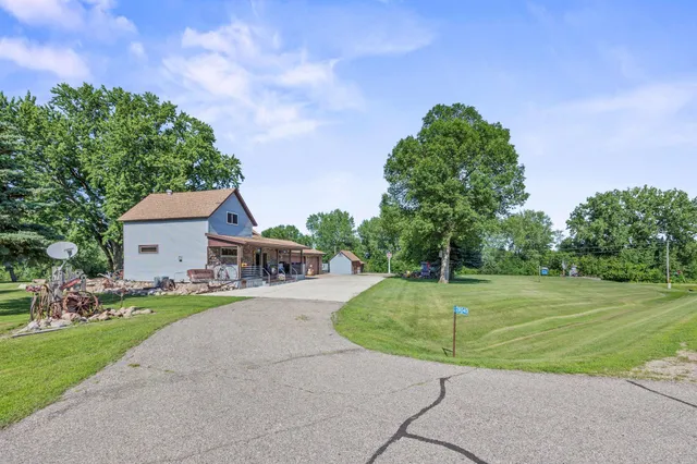 $324,500 | 28040 County State Aid Highway 25, Grove City, MN 56243