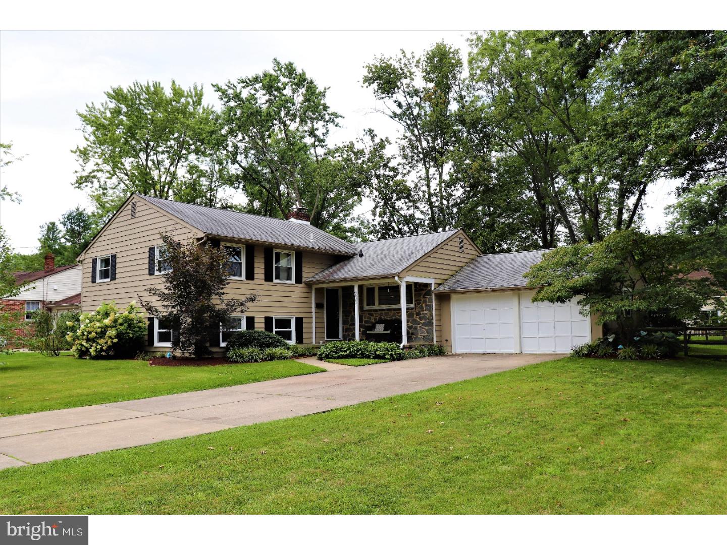 200 Covered Bridge Road Cherry Hill, NJ 08034 - Photo 1 of 25