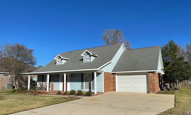 $315,000 | 14162 Troy Duplessis Road, Gonzales, LA 70737