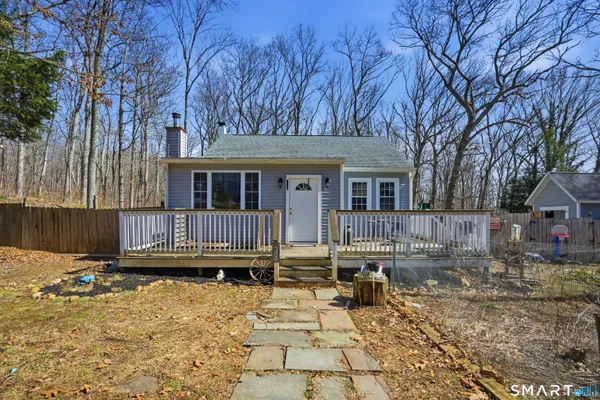 $374,900 | 38 Knoll Road, East Haddam, CT 06469