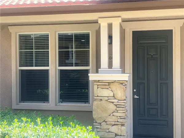 $415,000 | 30505 Canyon Hills Road, Unit 604, Lake Elsinore, CA 92532