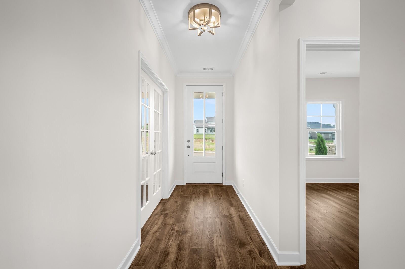 1733 Merkel Road Columbia, TN 38401 - Photo 8 of 53 a view of a hallway with wooden floor and a hallway