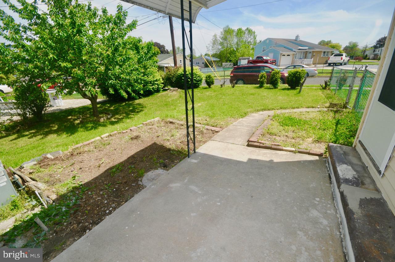 285 Creek Road Bellmawr, NJ 08031 - Photo 13 of 45