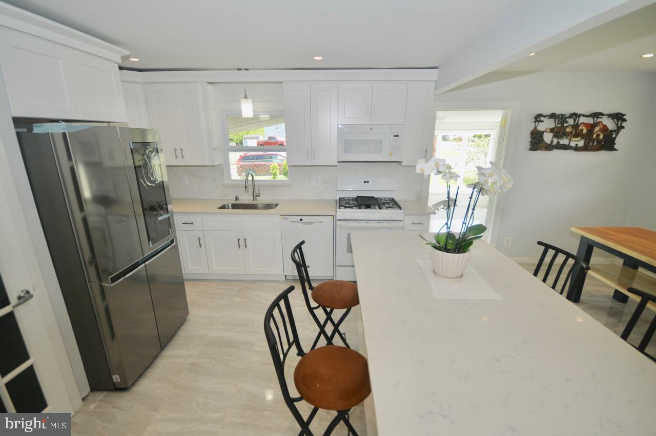 285 Creek Road Bellmawr, NJ 08031 - Photo 18 of 45