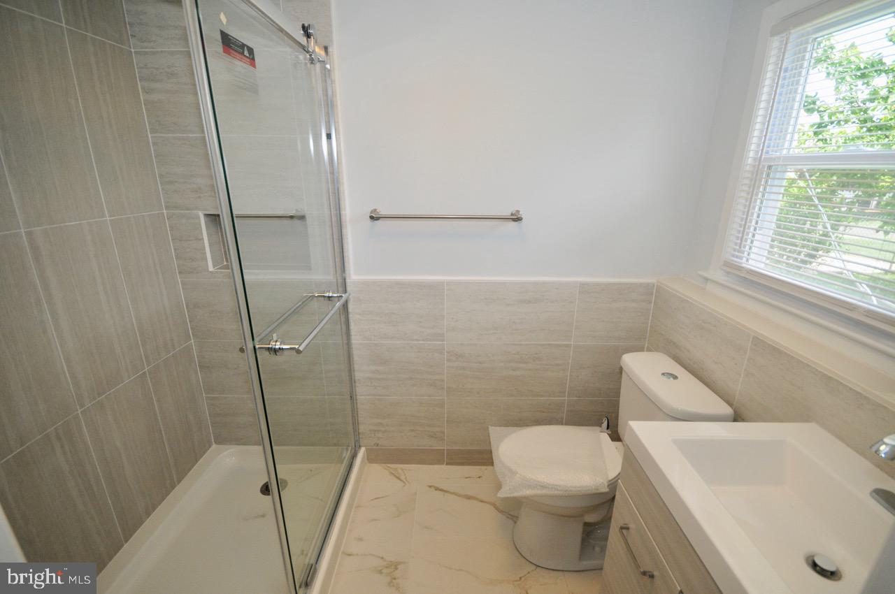 285 Creek Road Bellmawr, NJ 08031 - Photo 36 of 45