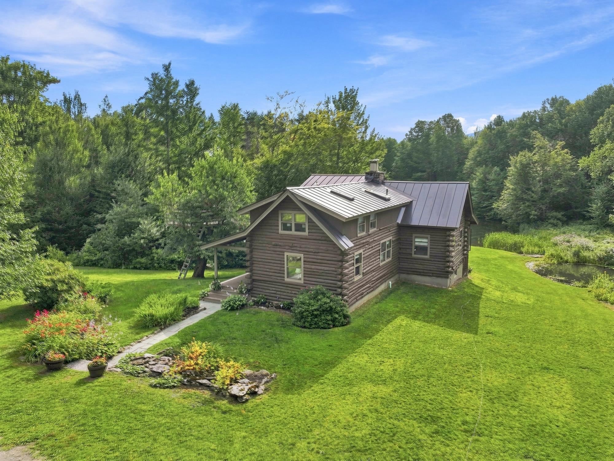302 Worcester Loop Stowe, VT 05672 - Photo 4 of 55 Gallery Image 4