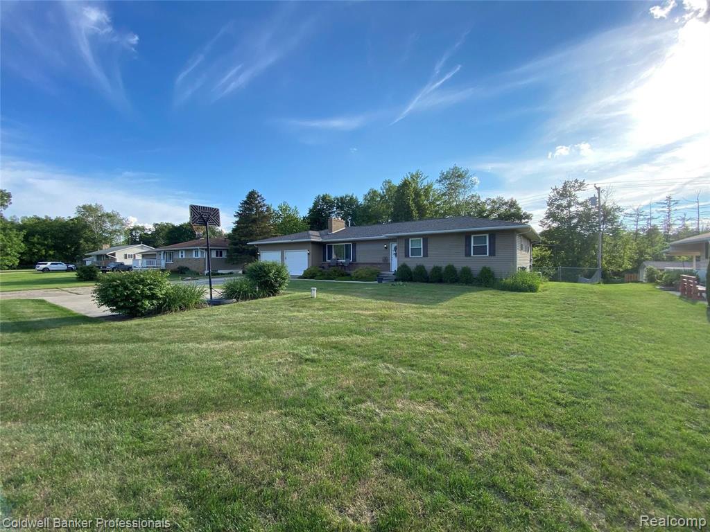 2533 Fish Lake Road Lapeer, MI 48446 - Photo 35 of 36