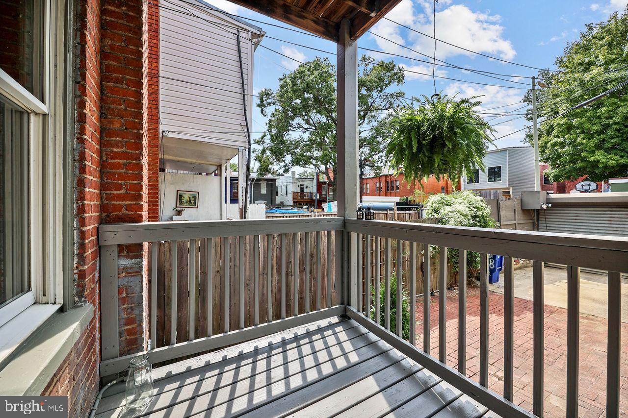 918 8th Street Northeast Washington, DC 20002 - Photo 12 of 36 Back porch