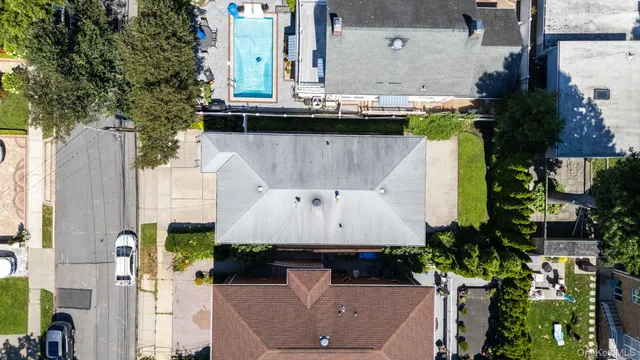 $1,585,000 | 14-07 158th Street | Beechhurst