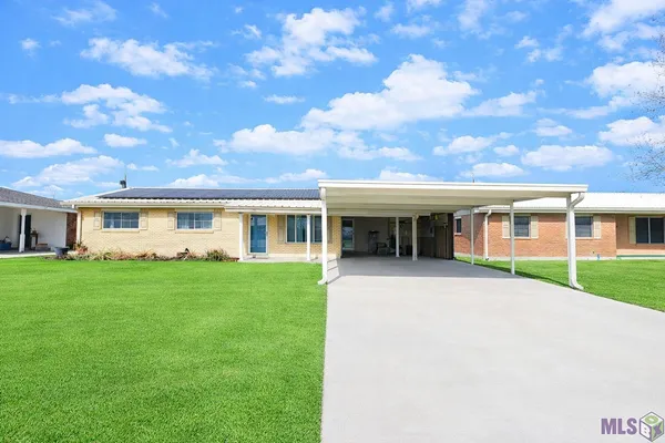 $225,000 | 1245 Columbus Avenue, Bayou Vista, LA 70380