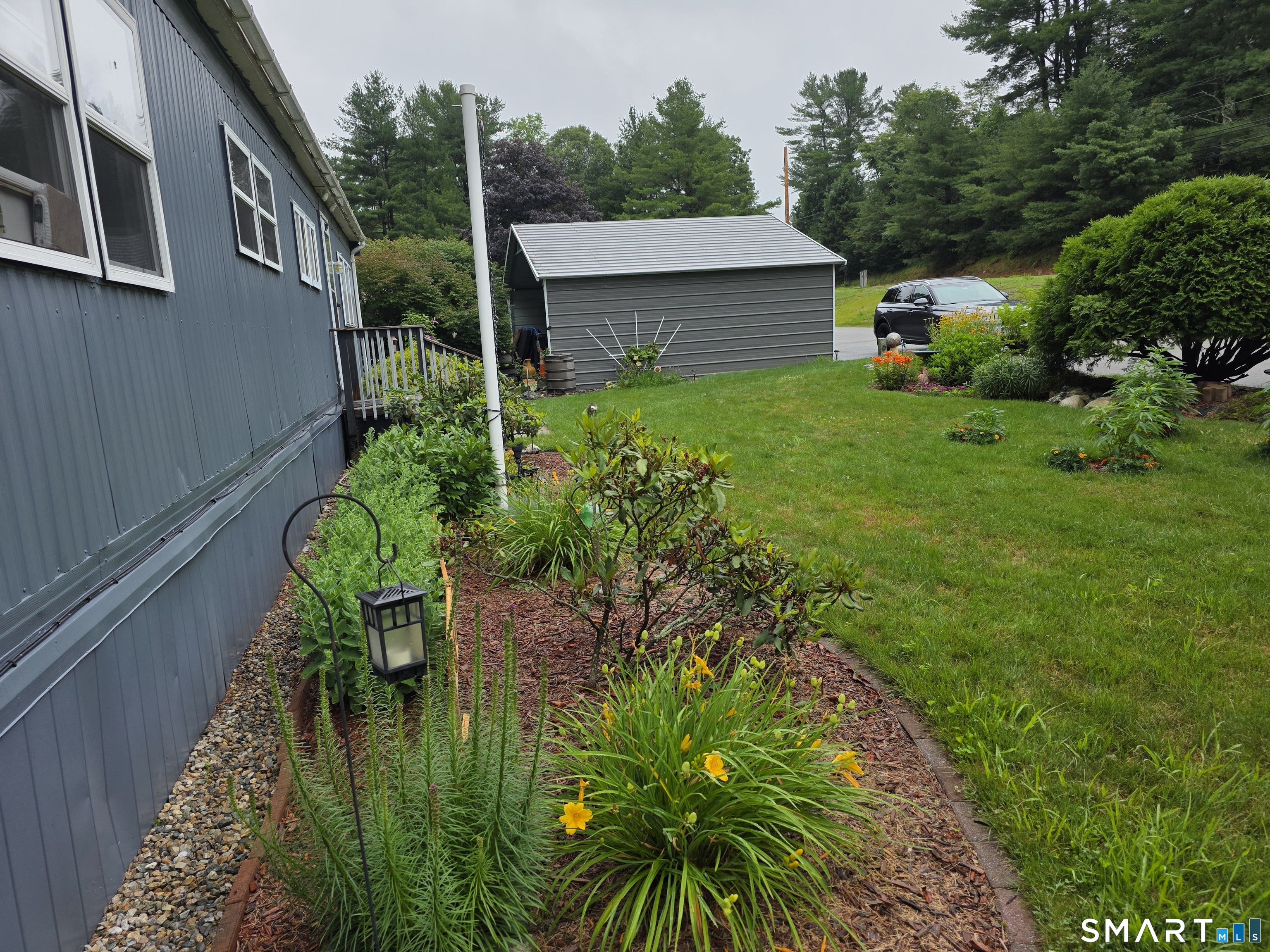 439 Putnam Pike Killingly, CT 06241 - Photo 11 of 16