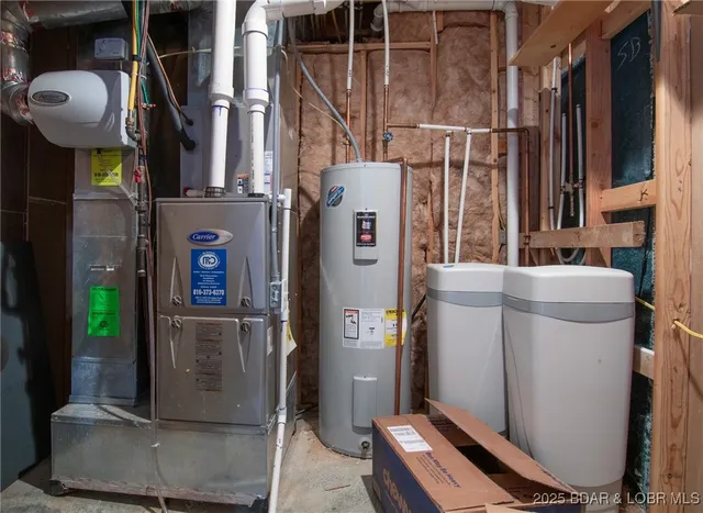 $379,900 | 1210 East 15th Street, Kearney, MO 64060