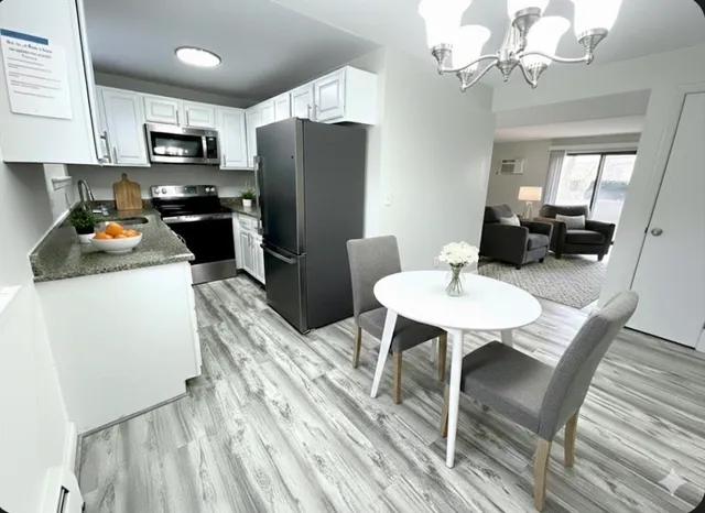 $2,850 | 96 C Charles River Road, Unit C, Waltham, MA 02453