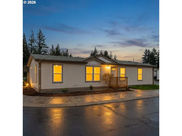 $145,000 | 12323 Southeast Holgate Boulevard, Unit 19, Portland, OR 97236