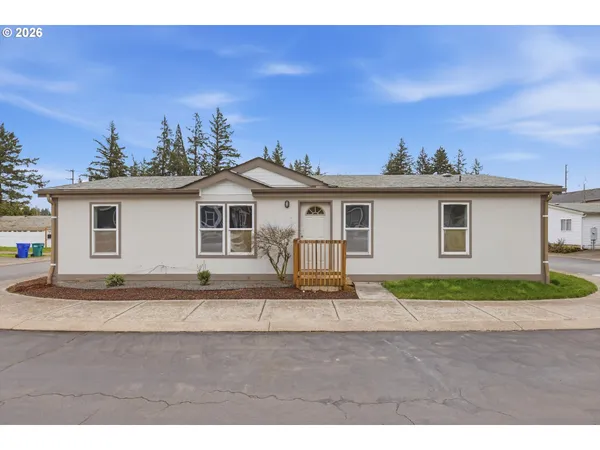 $145,000 | 12323 Southeast Holgate Boulevard, Unit 19, Portland, OR 97236