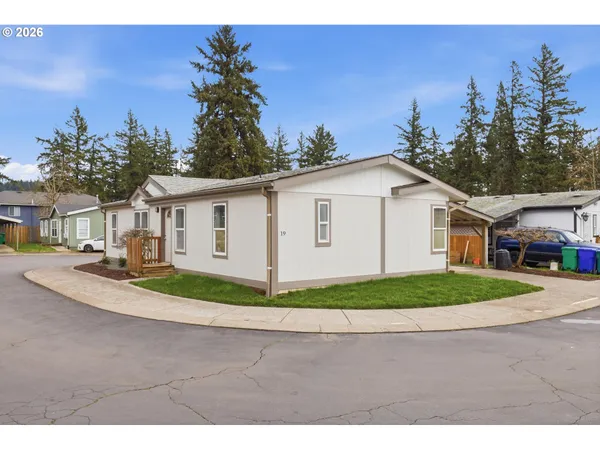 $145,000 | 12323 Southeast Holgate Boulevard, Unit 19, Portland, OR 97236