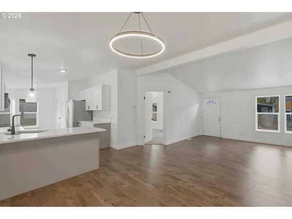 $145,000 | 12323 Southeast Holgate Boulevard, Unit 19, Portland, OR 97236