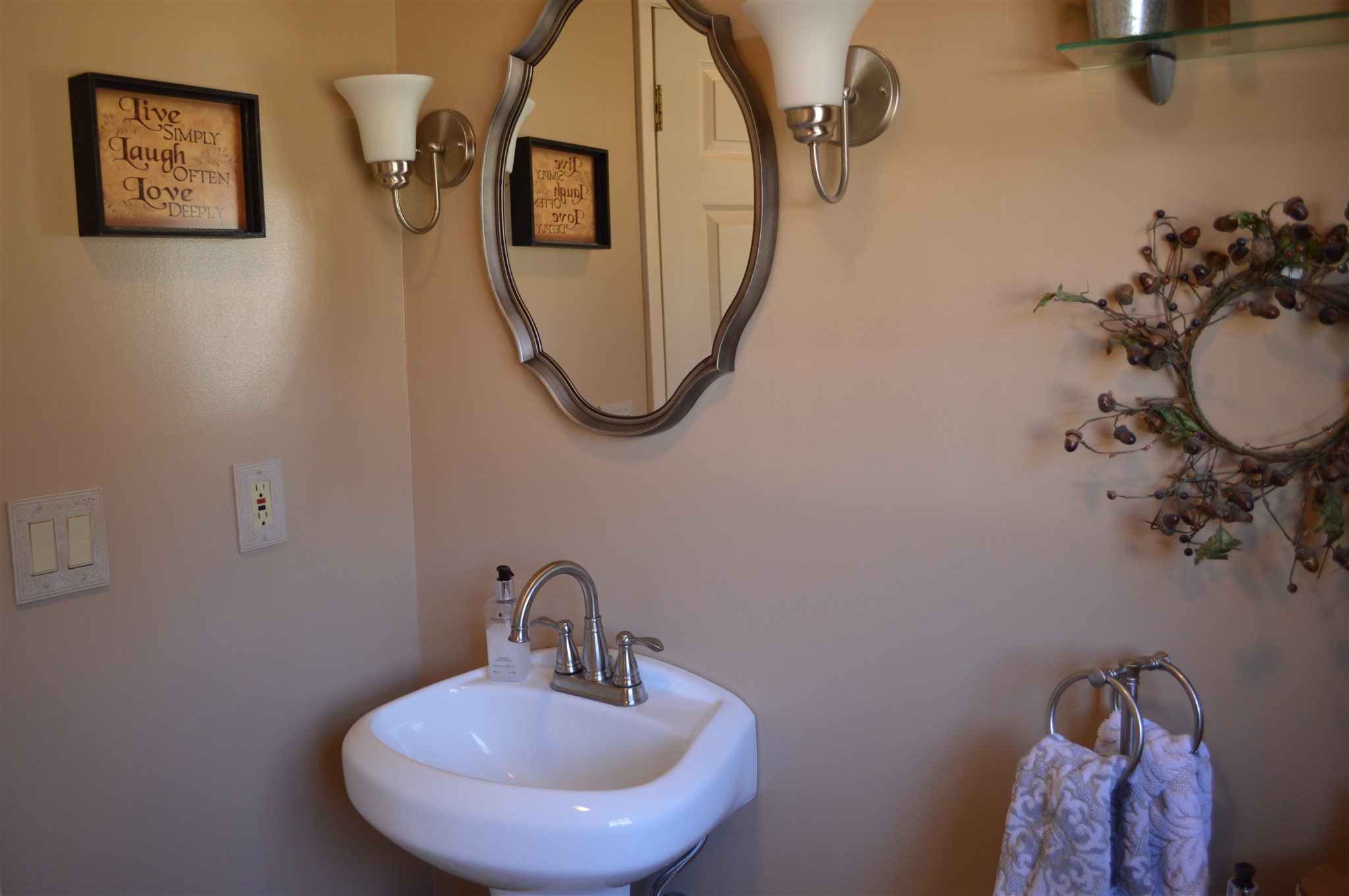 15 Woodland Road Vernon, VT 05354 - Photo 16 of 37 Gallery Image 16