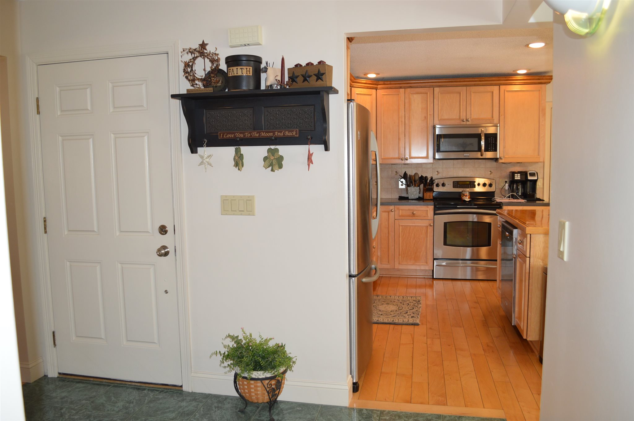15 Woodland Road Vernon, VT 05354 - Photo 9 of 37 Gallery Image 9