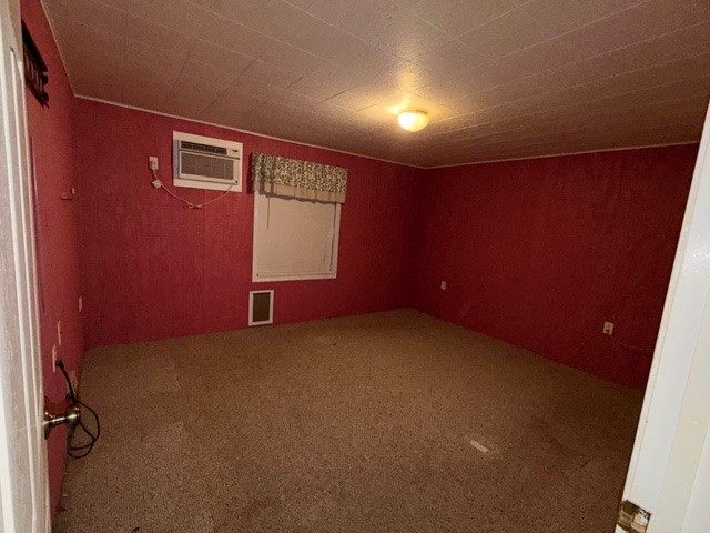 7422 Greenstone Street Houston, TX 77087 - Photo 6 of 15 a view of an empty room