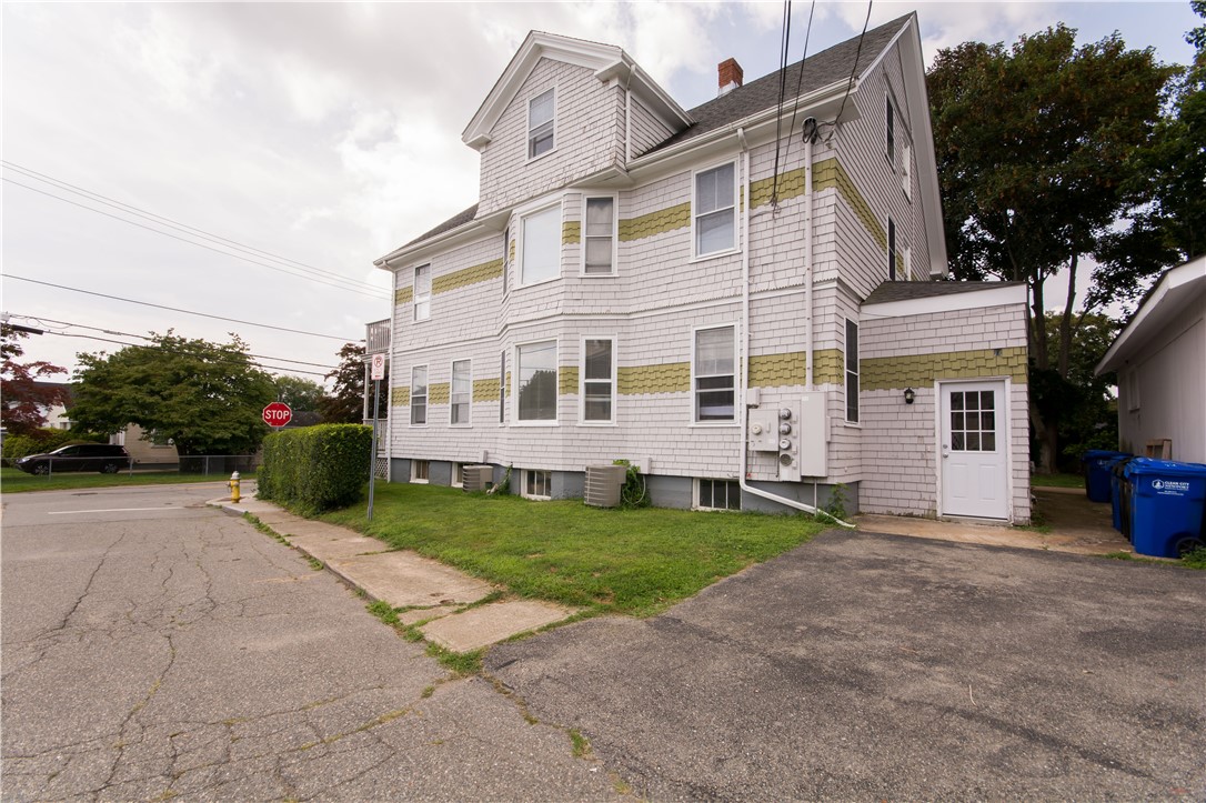 100 Bliss Road Newport, RI 02840 - Photo 46 of 50