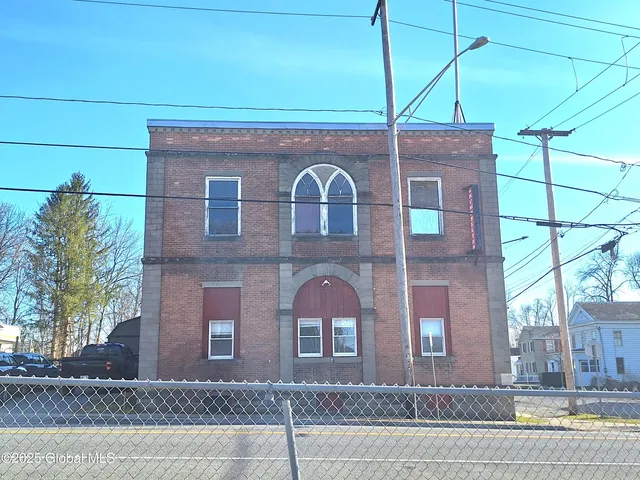 $99,000 | 64 Catherine Street, Fort Ann, NY 12827