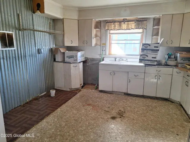 $99,000 | 64 Catherine Street, Fort Ann, NY 12827