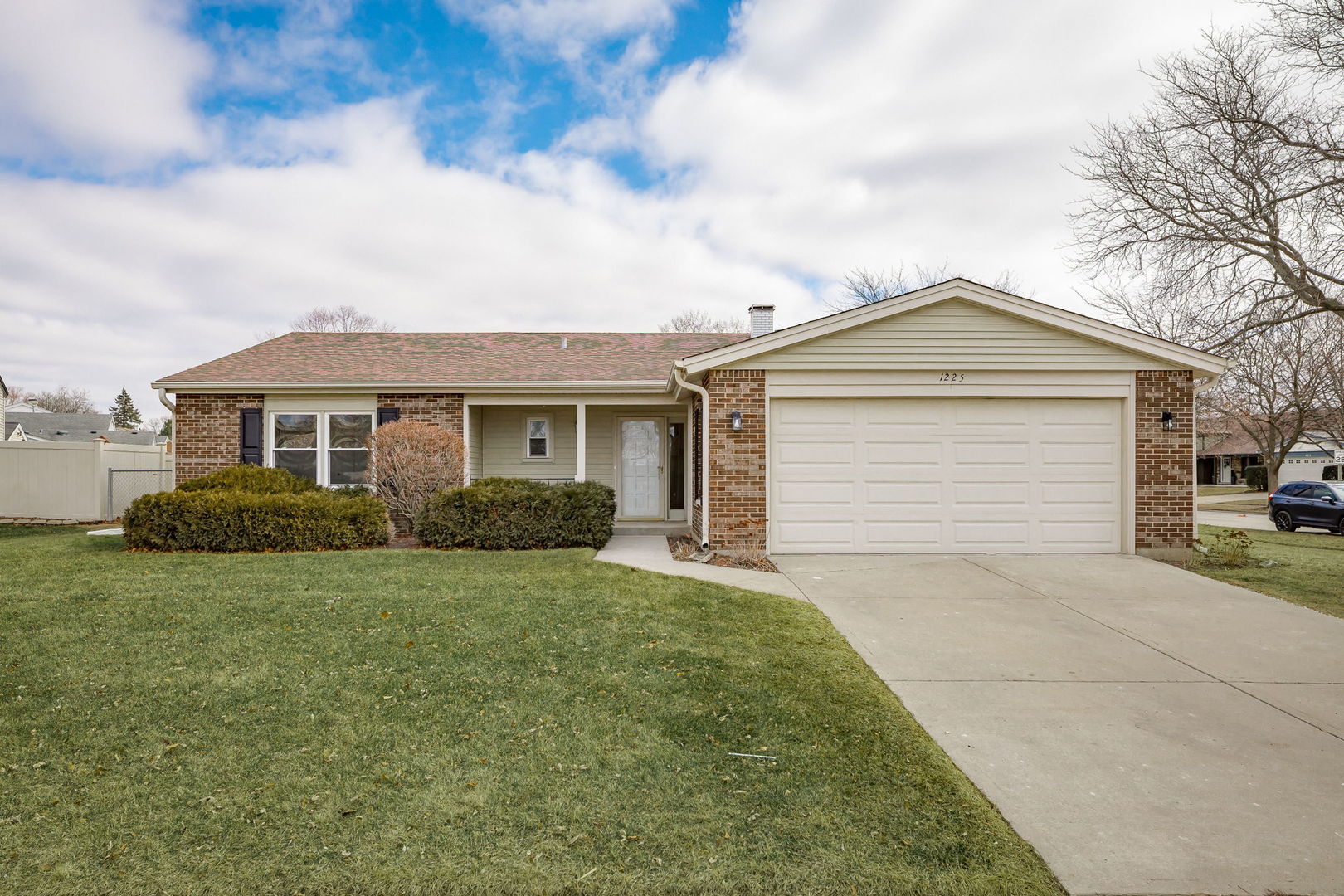 1225 Radcliffe Road Buffalo Grove, IL 60089 - Photo 1 of 24