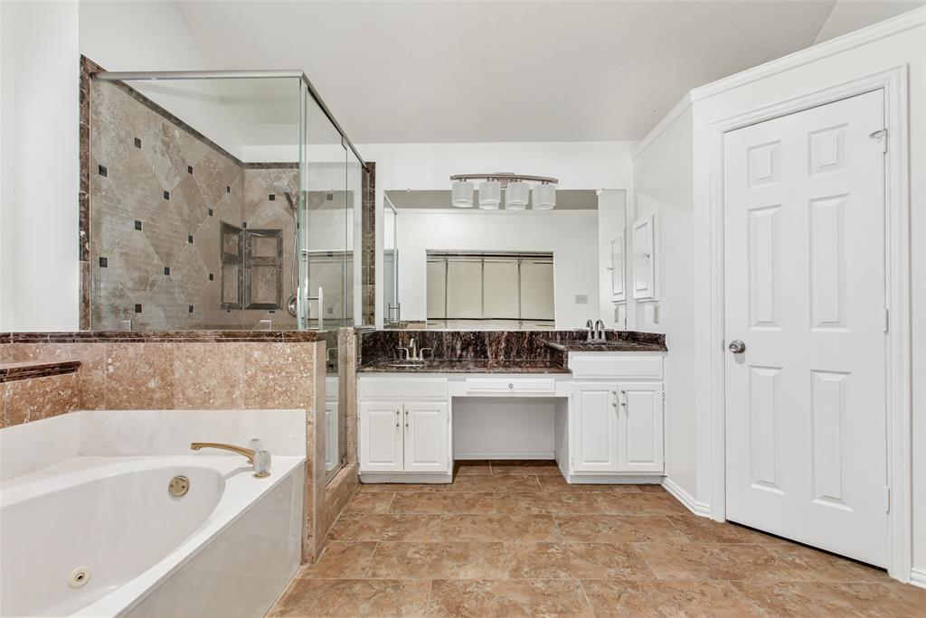 6610 Falcon Street Rowlett, TX 75089 - Photo 23 of 32 Primary Bath Unfurnished