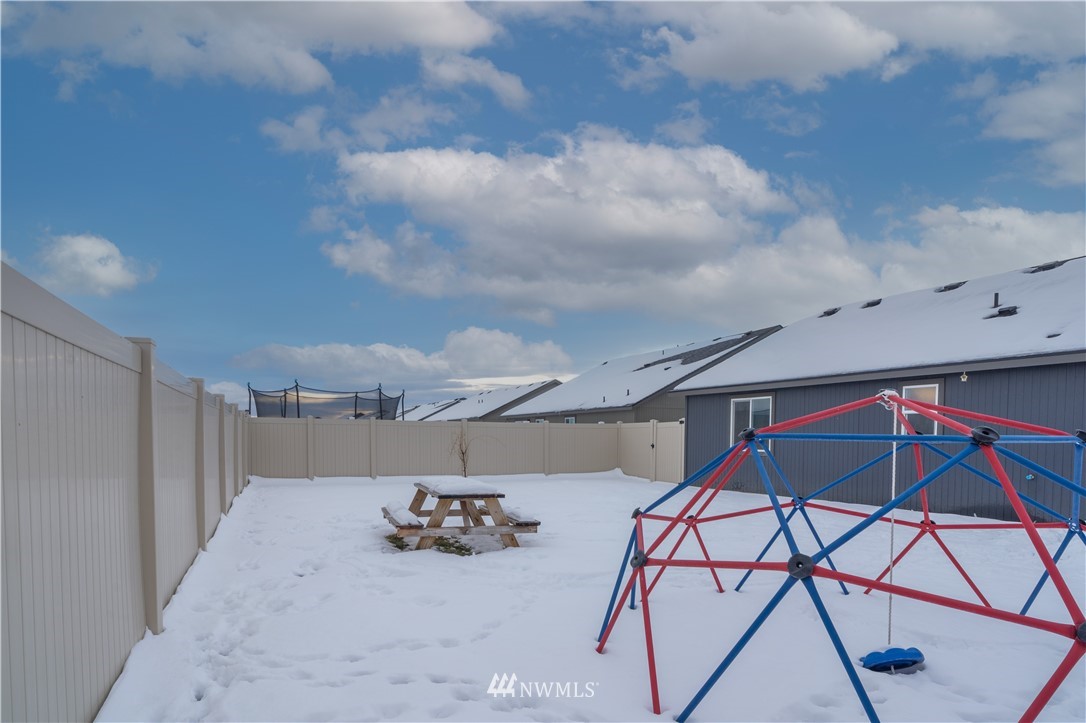 567 South Rees Street Moses Lake, WA 98837 - Photo 5 of 30 Gallery Image 5