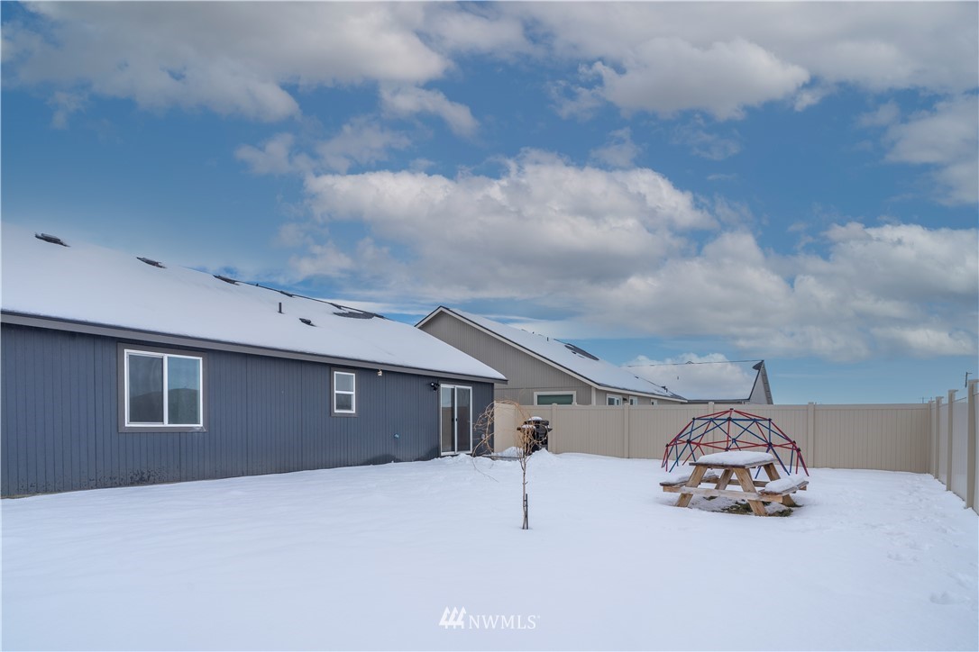 567 South Rees Street Moses Lake, WA 98837 - Photo 8 of 30 Gallery Image 8