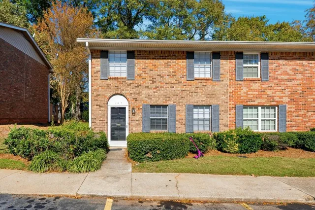 front view of house with a yard