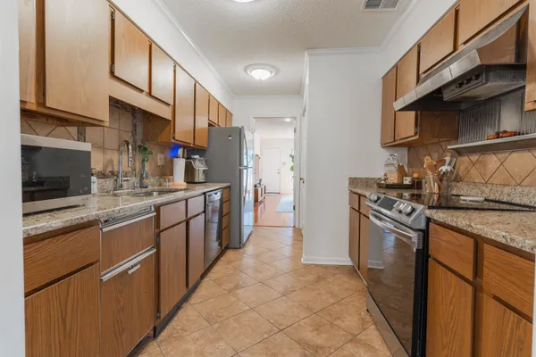 $245,000 | 468 Jack Kramer Drive, Unit 468, Memphis, TN 38117