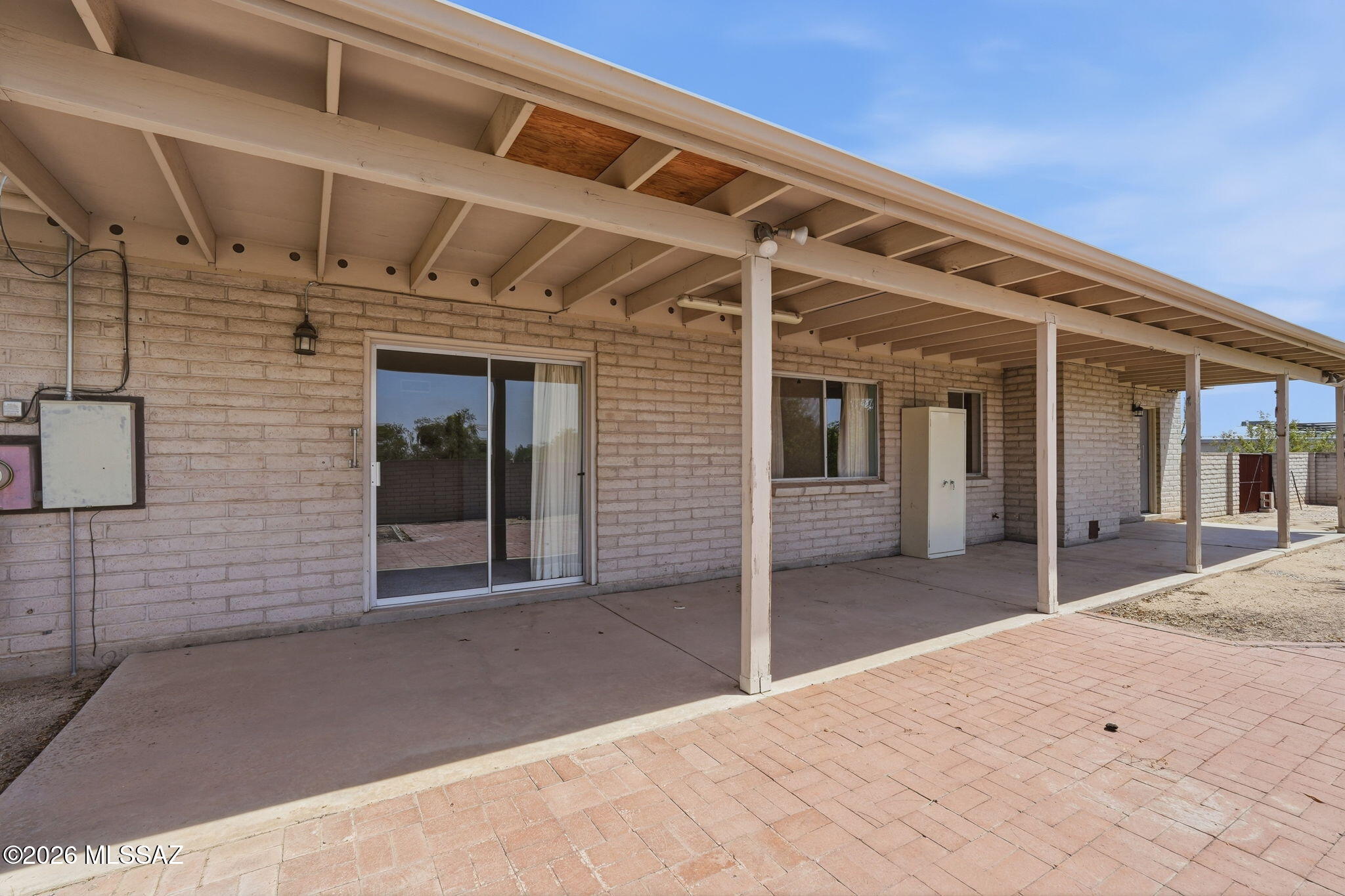 6741 North Pomona Road Tucson, AZ 85704 - Photo 33 of 38 Large patio