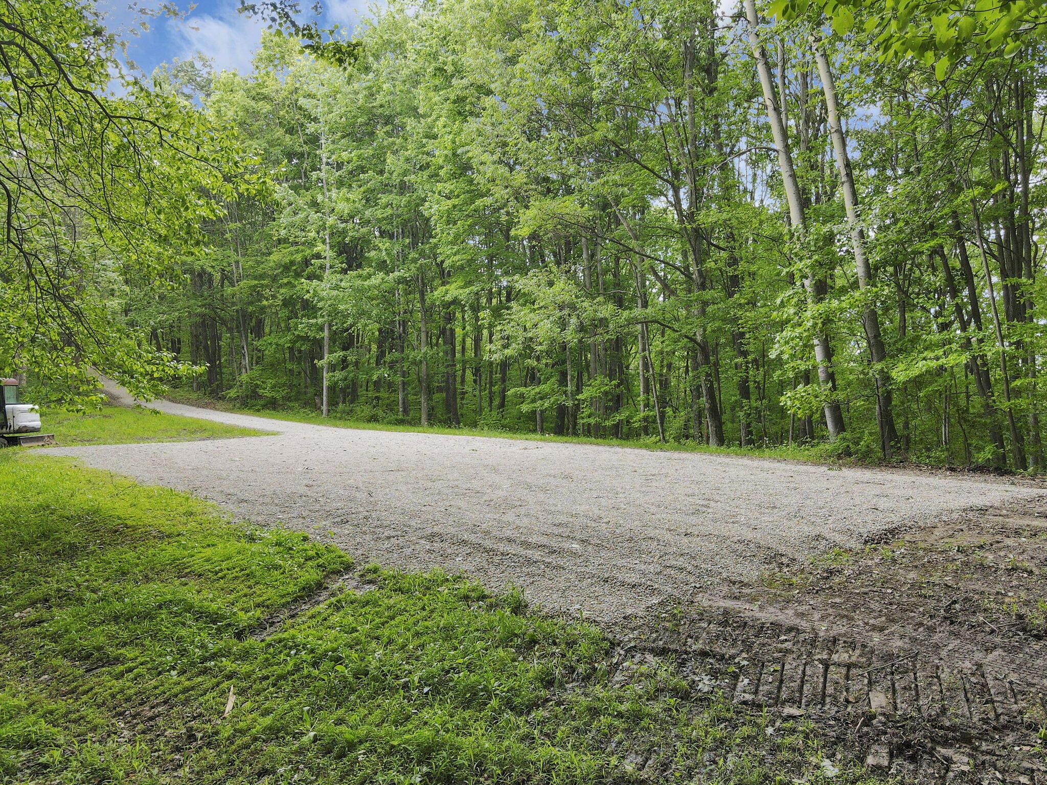 18000 Thompson Road Laurelville, OH 43135 - Photo 5 of 17 2-web-or-mls-DJI_0671