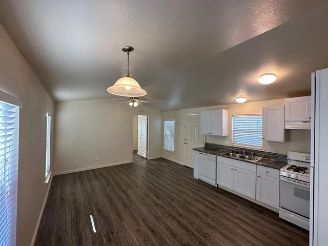 $59,000 | 2225 West Capitol Avenue, Unit 91, West Sacramento, CA 95691