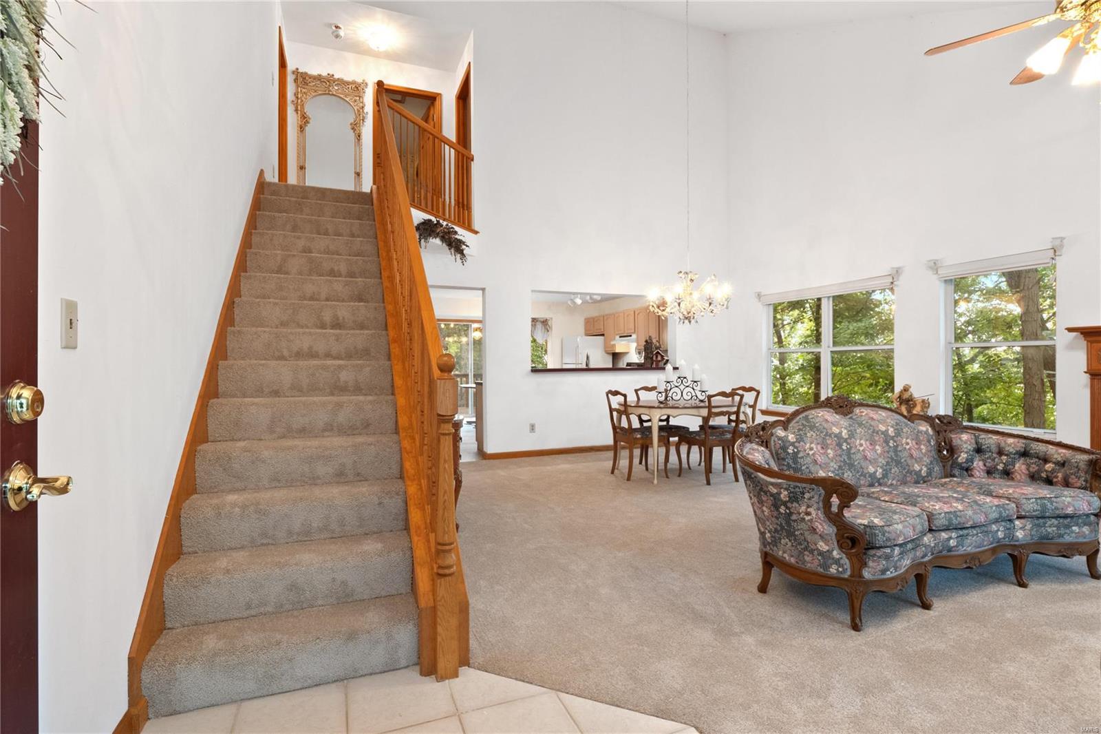 1947 Strawberry Ridge Drive Ballwin, MO 63021 - Photo 2 of 27