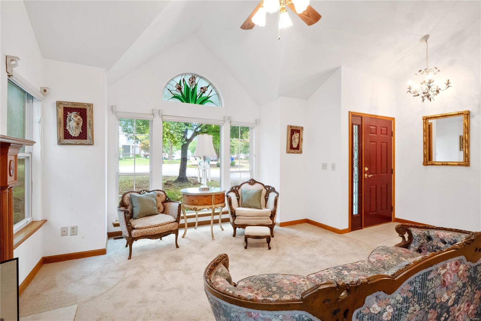 1947 Strawberry Ridge Drive Ballwin, MO 63021 - Photo 3 of 27