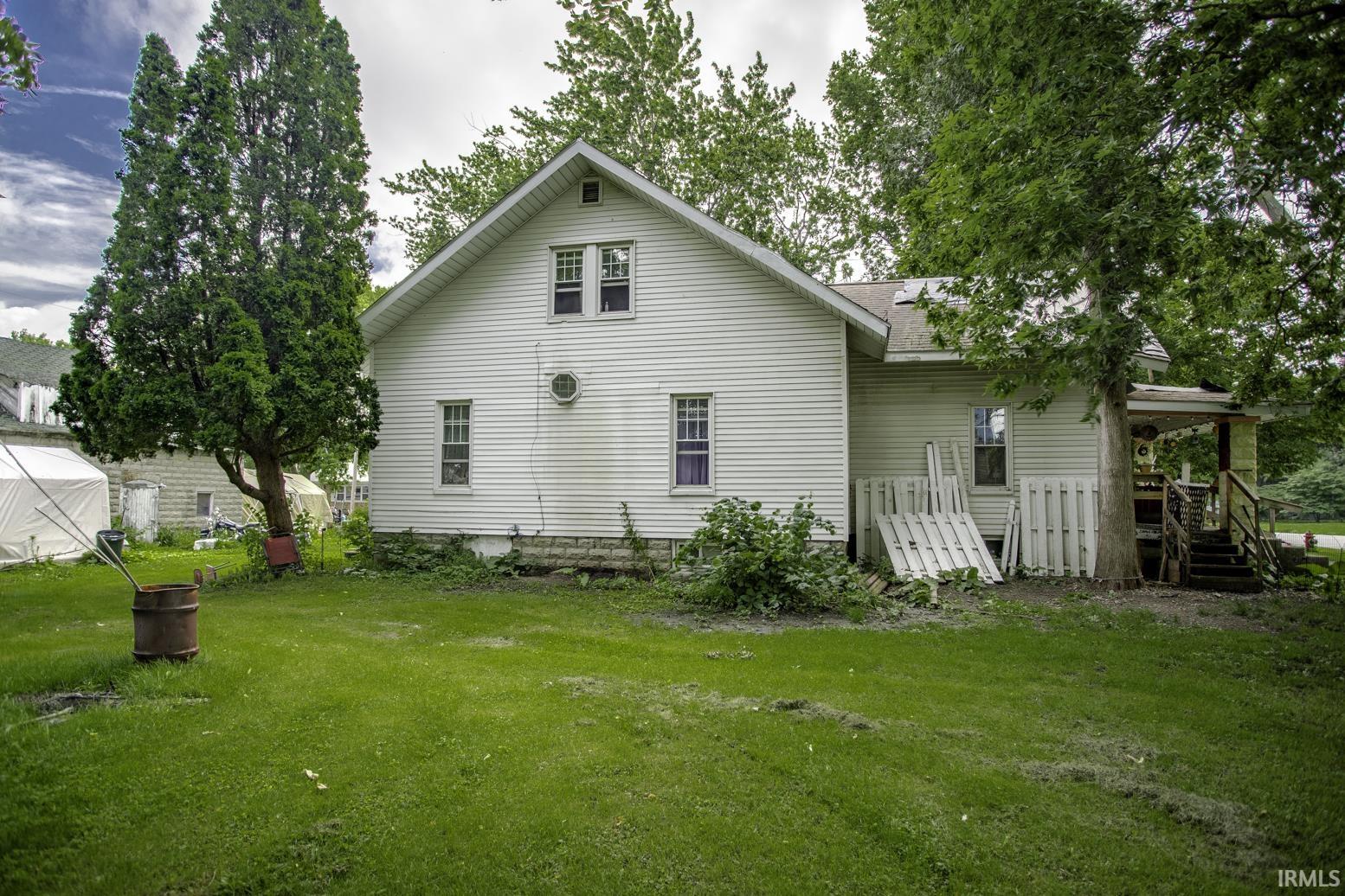 607 East 3rd Street Fowler, IN 47944 - Photo 3 of 18