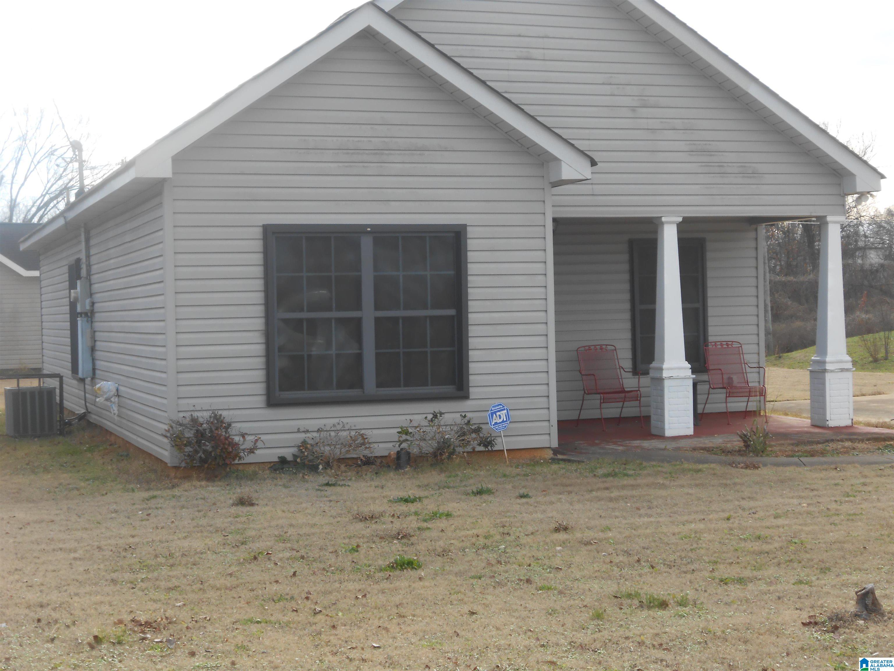 405 Goldwire Terrace Southwest Birmingham, AL 35211 - Photo 1 of 4