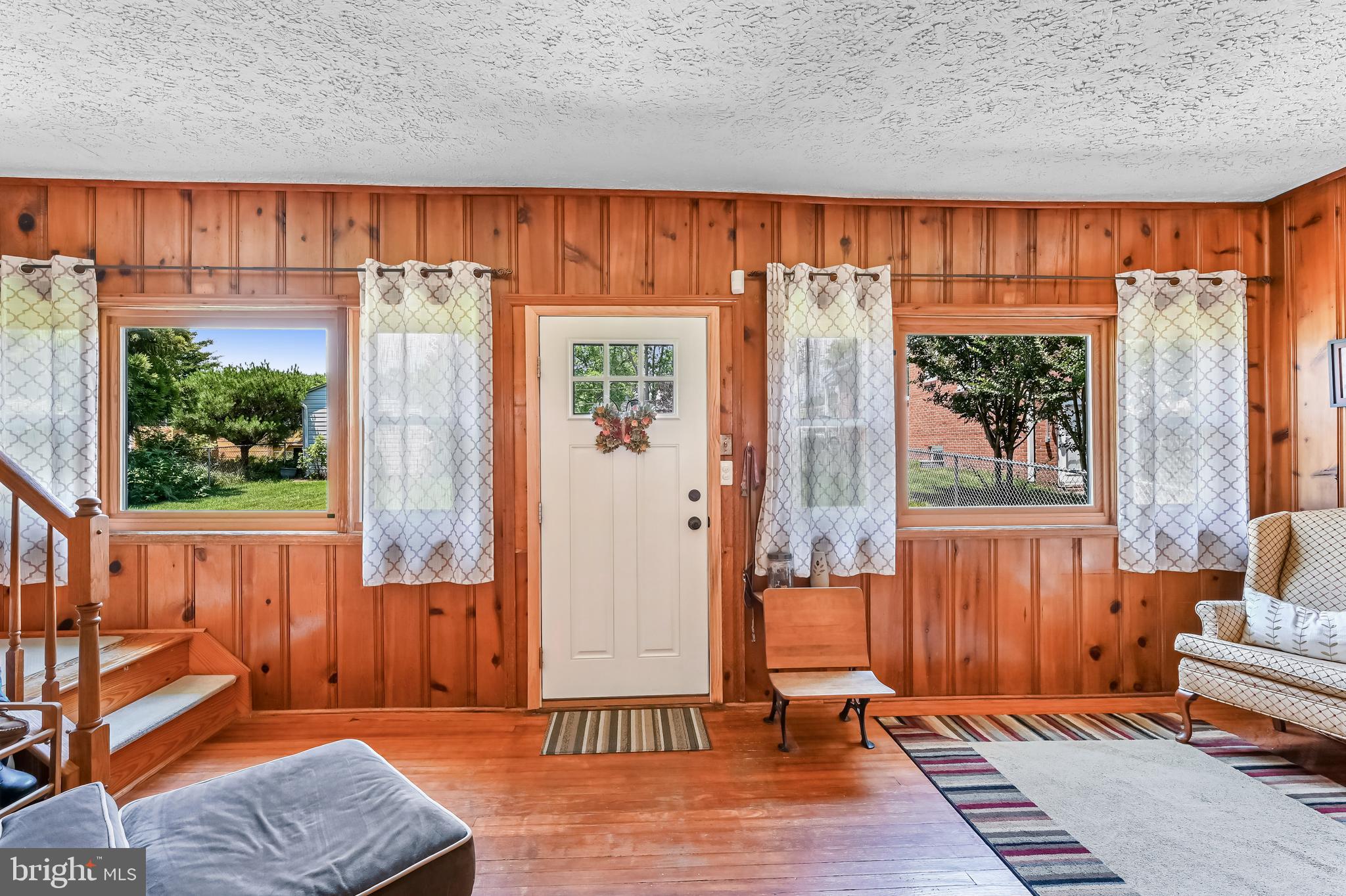 1230 Rock Hill Road Pasadena, MD 21122 - Photo 23 of 69 Classic east coast cottage entry