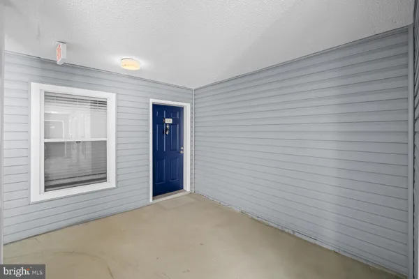 $349,000 | 3179 Summit Square Drive, Unit 2C4, Oakton, VA 22124