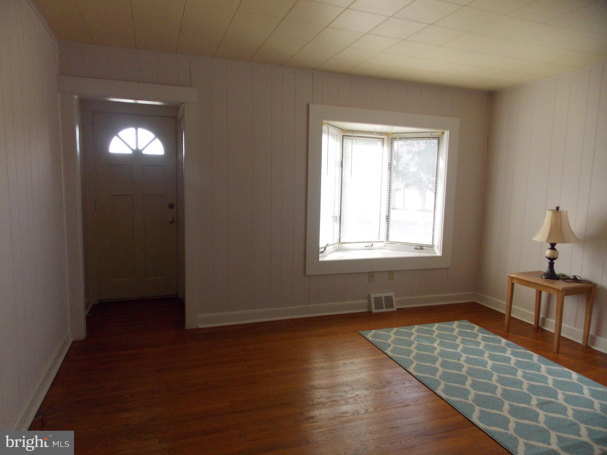 163 North Halsey Road Dover, DE 19901 - Photo 3 of 13 Living Room