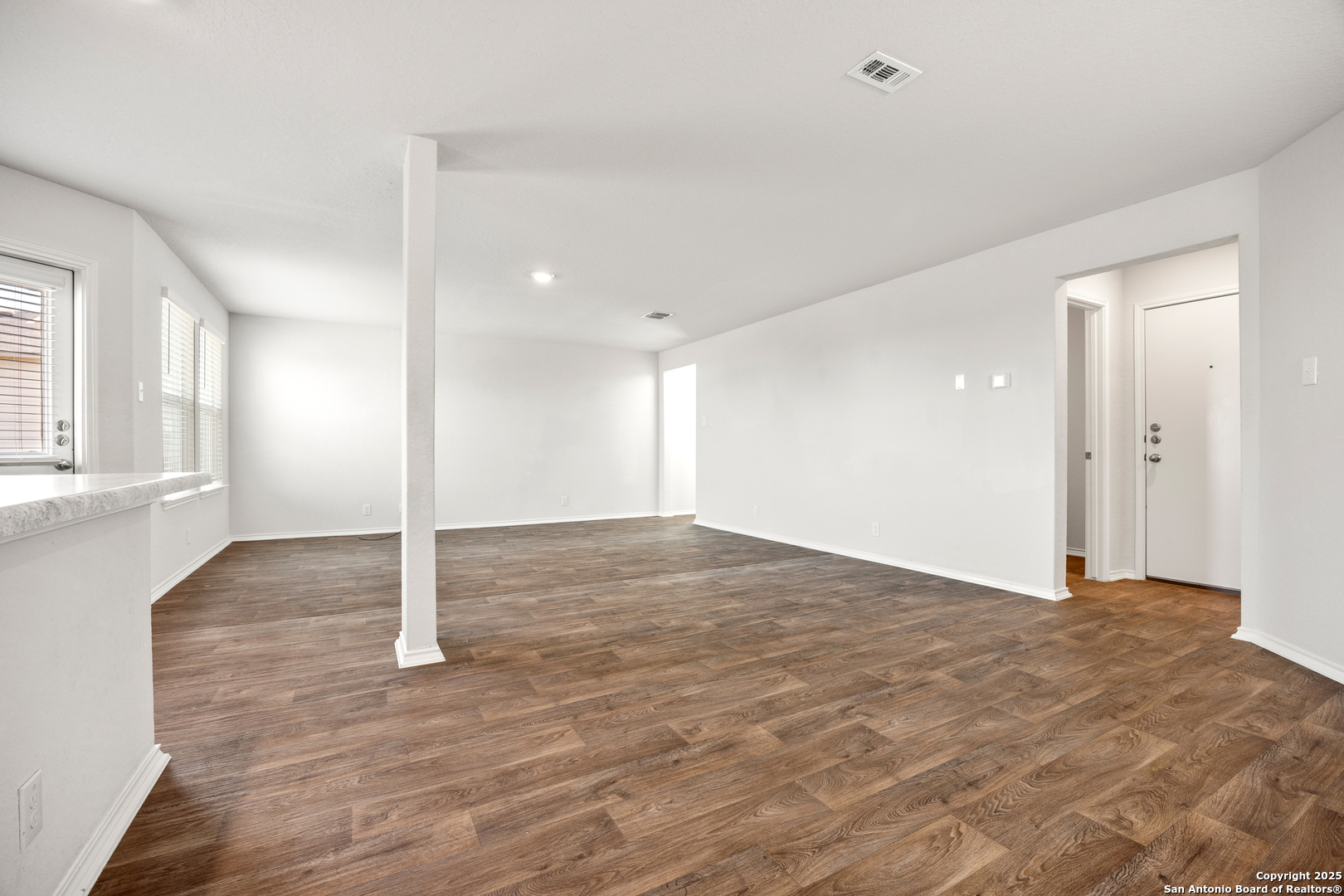 208 Greater Scaup San Antonio, TX 78253 - Photo 7 of 18 a view of an empty room