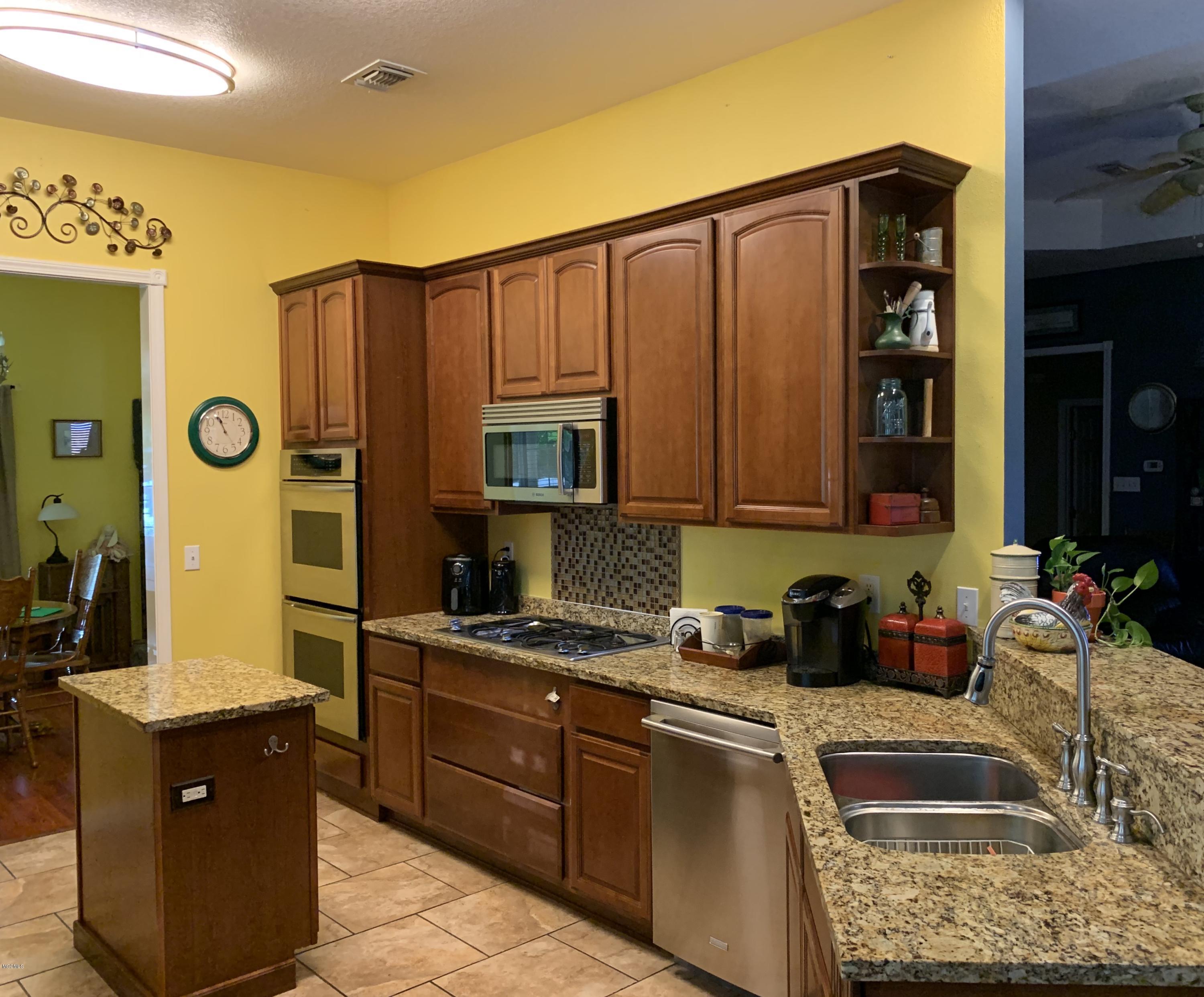 10328 Antioch Road Vancleave, MS 39565 - Photo 7 of 25 Kitchen