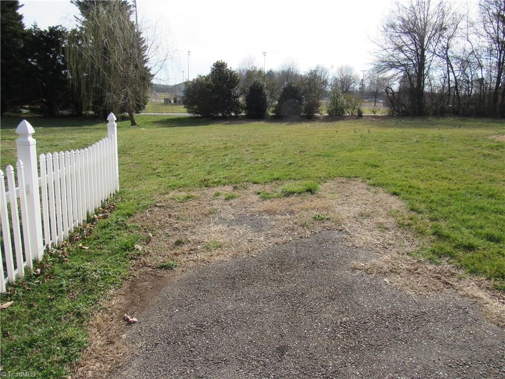 517 East Dalton Road King, NC 27021 - Photo 25 of 27 Gallery Image 25