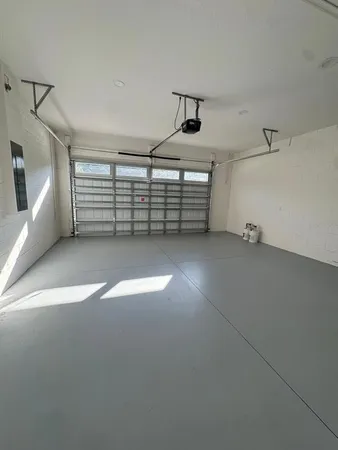 a view of a livingroom with an empty space